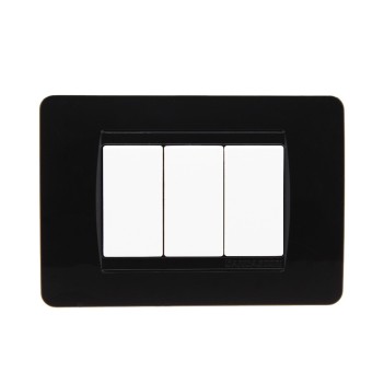 Placca Cornice 3 Moduli Nero - Serie Tix su KingLed