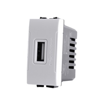 USB 2A 5V White Receptacle Compatible with Bticino Living Light